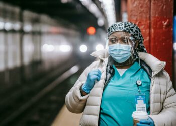 Travailler de nuit en tant qu’infirmier : conseils et organisation